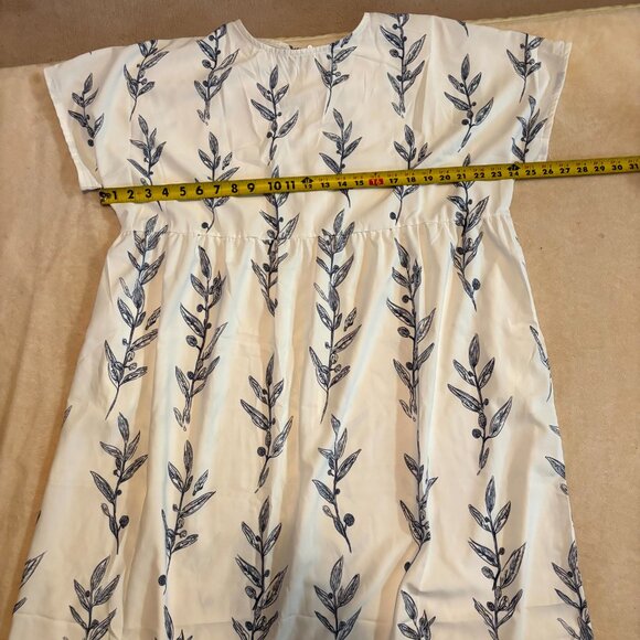 Women’s 2X White Blue Botanical Print Babydoll Midi Dress - Picture 3 of 3